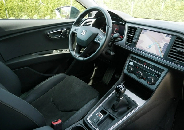Seat Leon cena 67900 przebieg: 15000, rok produkcji 2020 z Trzemeszno małe 631